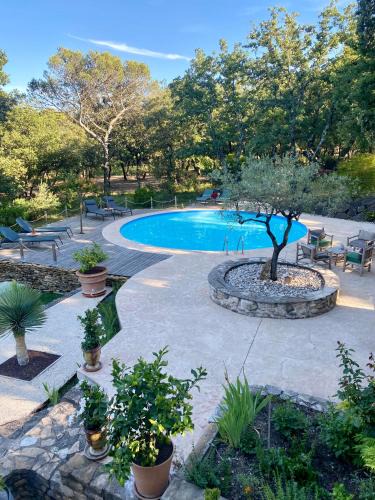 Mondragon Bed & Breakfast | Maison Terre de Lune