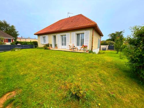 Luc-sur-Mer House | Maison tout confort avec jardin - Plage à 12mn à pied & Centre à 5mn