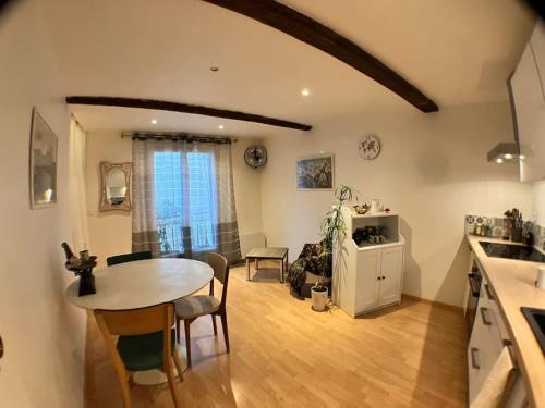 Castelnau-le-Lez House | Maison tranquille dans village