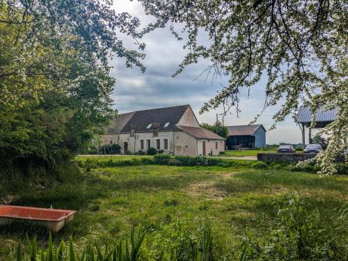 Etrechet House | Maison typique en Berry avec fibre et cour privée - FR-1-591-746
