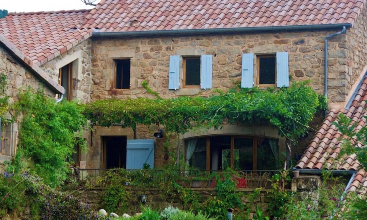 Les Salelles House | Maison Typique Restaurée Dans un Cadre Enchanteur, Piscine et vue Superbe