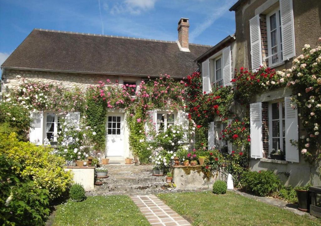 Saint-Loup-de-Naud Bed & Breakfast | Maison Vérosia