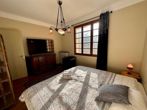 Yenne House | Maison Vaquier 1