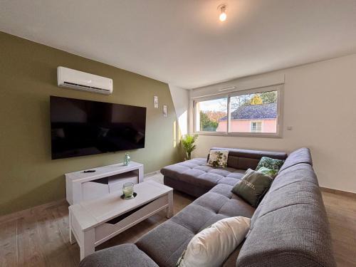 Clermont-Creans House | Maison Verde - Maison moderne cozy avec extérieur