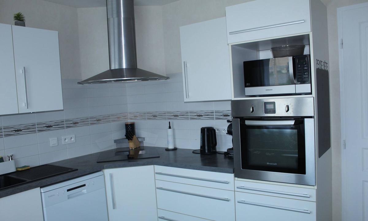 Artonne House | Maison vue Chaine des Puys