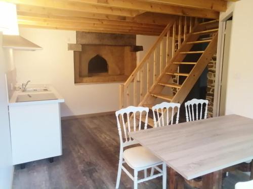 Ernee House | Maisonnette meublée à la campagne