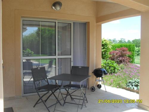 Urgosse House | maisonnette neuve à la campagne