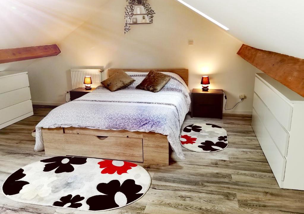 Meyzieu Nord Ouest House | Maisonnette proche de Lyon