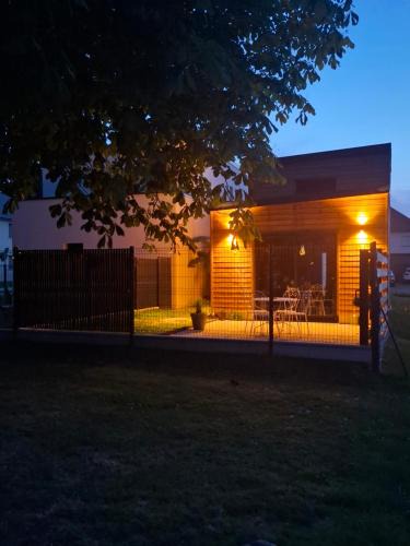 Amfreville House | Maisonnette Rétro Loc