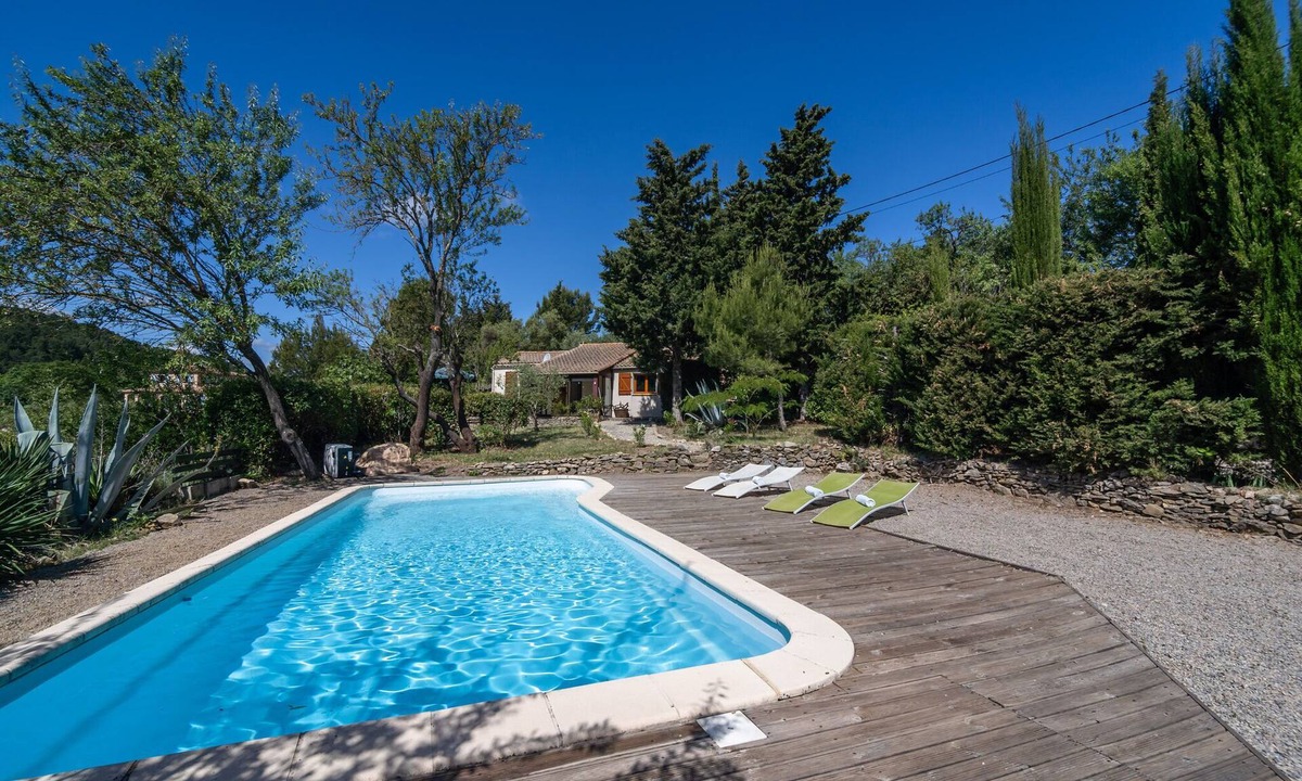 Montbrun-des-Corbieres Villa | Majestic Villa in Montbrun with Private Heated Pool
