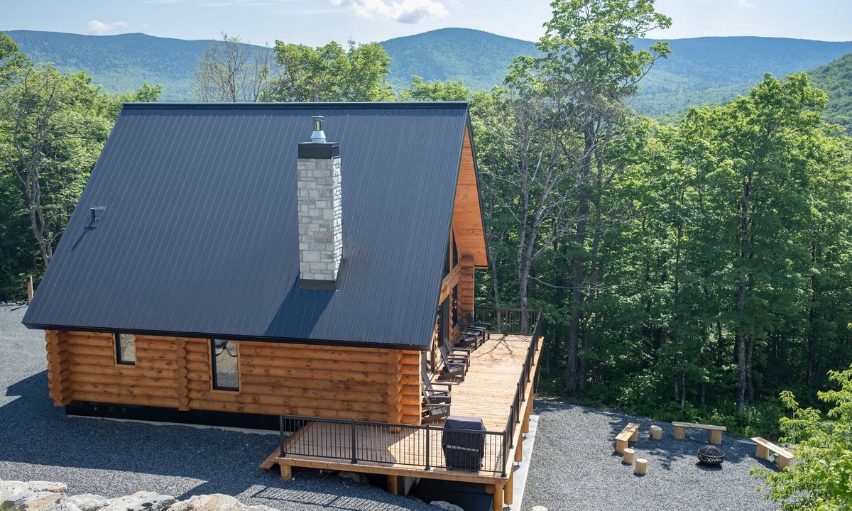 Saint-Philemon House | Majestic log cabin - Spa | Le Taureau
