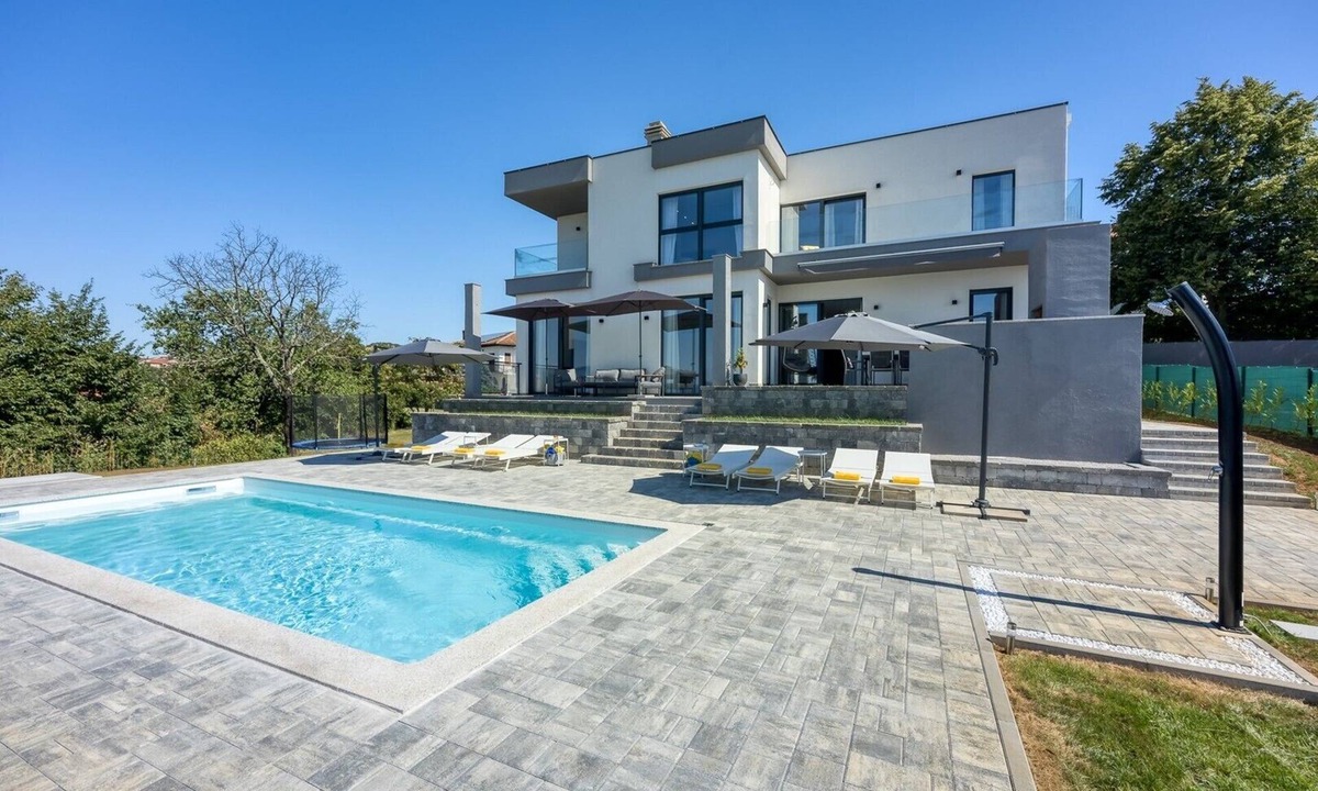 Marcelji Villa | Majestic View Villa in Viskovo