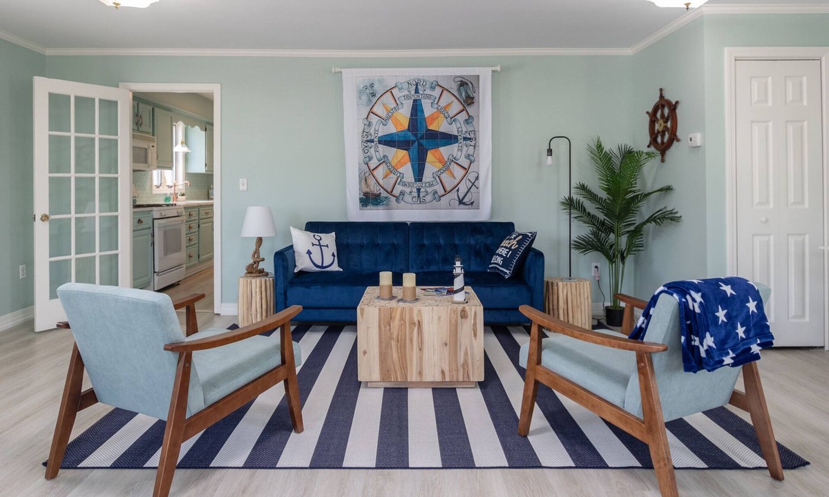 Devon House | MAKE MEMORIES AT THE BEACH HOUSE