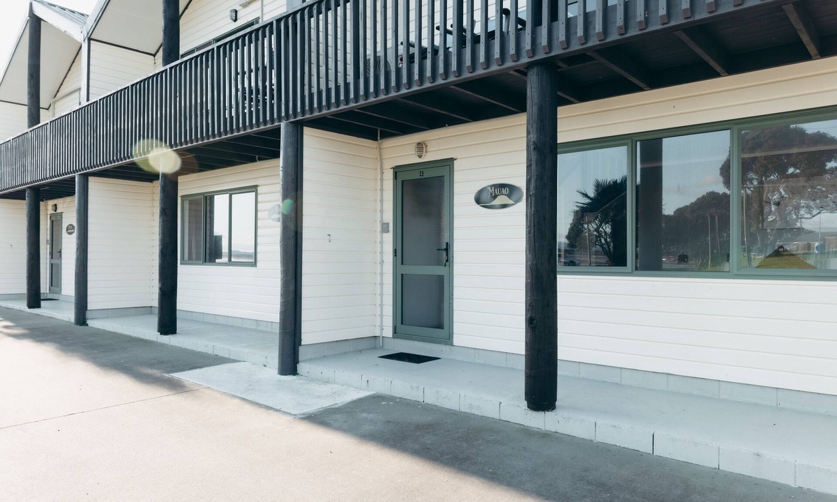 Maketu Villa | Maketu Beachside Haven Mauao Villa