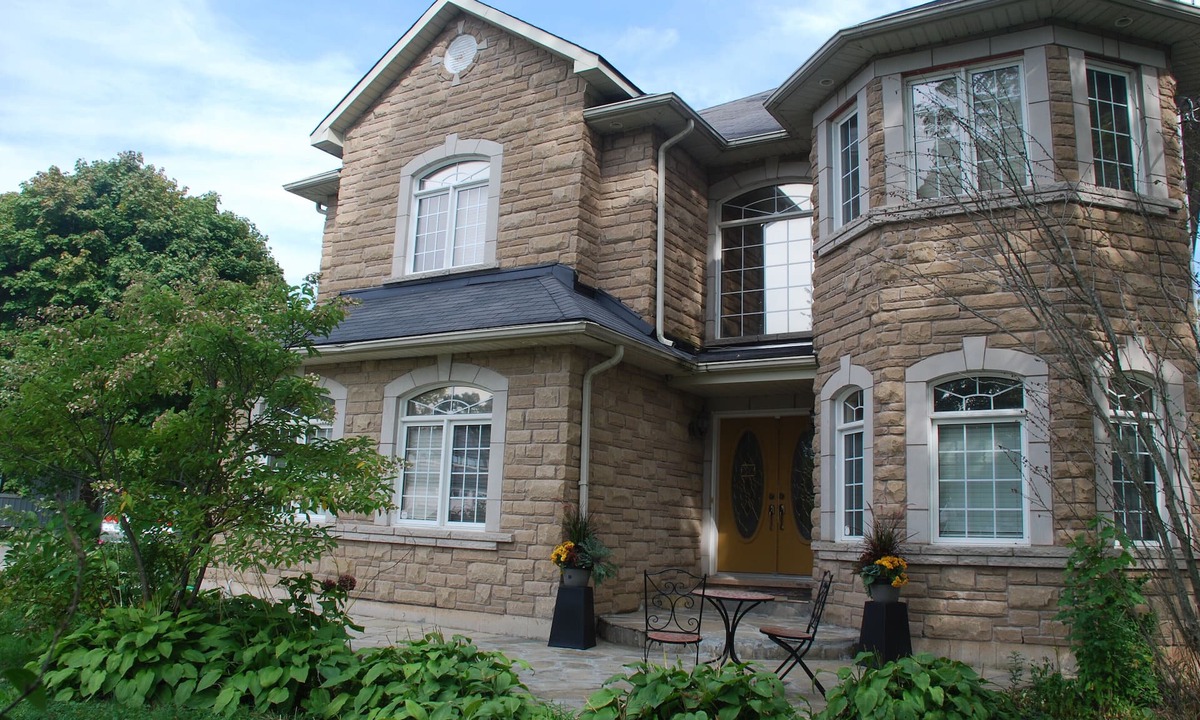 Crystal Beach Bed & Breakfast | Malak Bnb