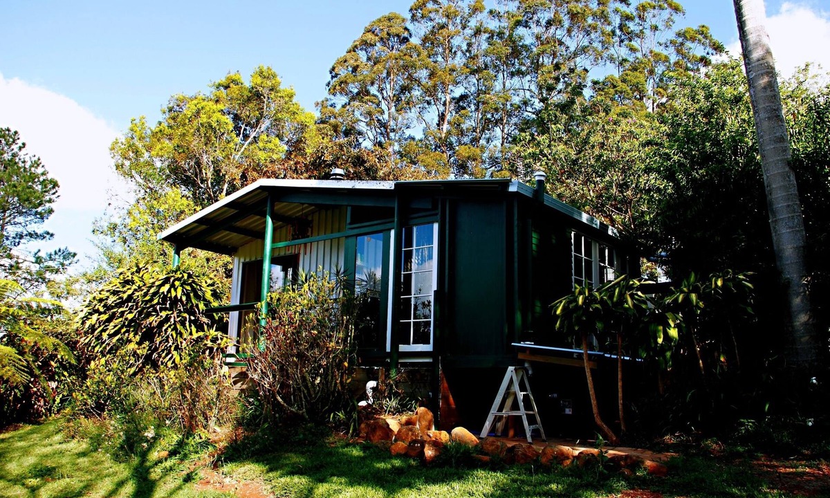 Maleny Apartment | Maleny Monet’s Studio