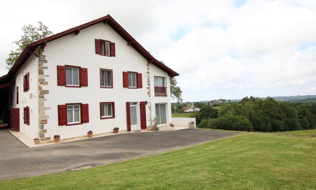 Arbonne House | Maliania - Arbonne - Gîte