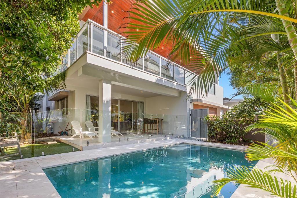 Kingscliff House | Malibu Beach House by Kingscliff Accommodation