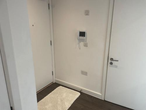 Waddon Apartment | MALIXA Uk