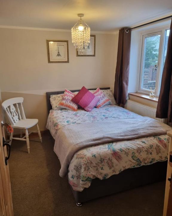 Larkfield House | Mallard Cottage Guest House