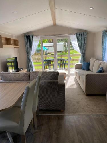 Ardentinny House | Malton 74