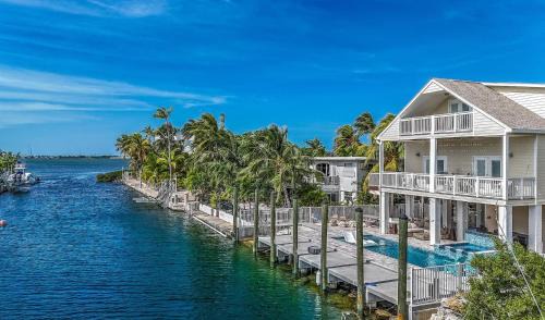 Big Pine Key House | Manatee Watch