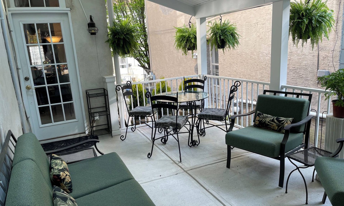 Manayunk Bed & Breakfast | Manayunk Chambers Guest House