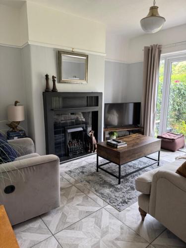 Urmston House | Manchester Victoria House