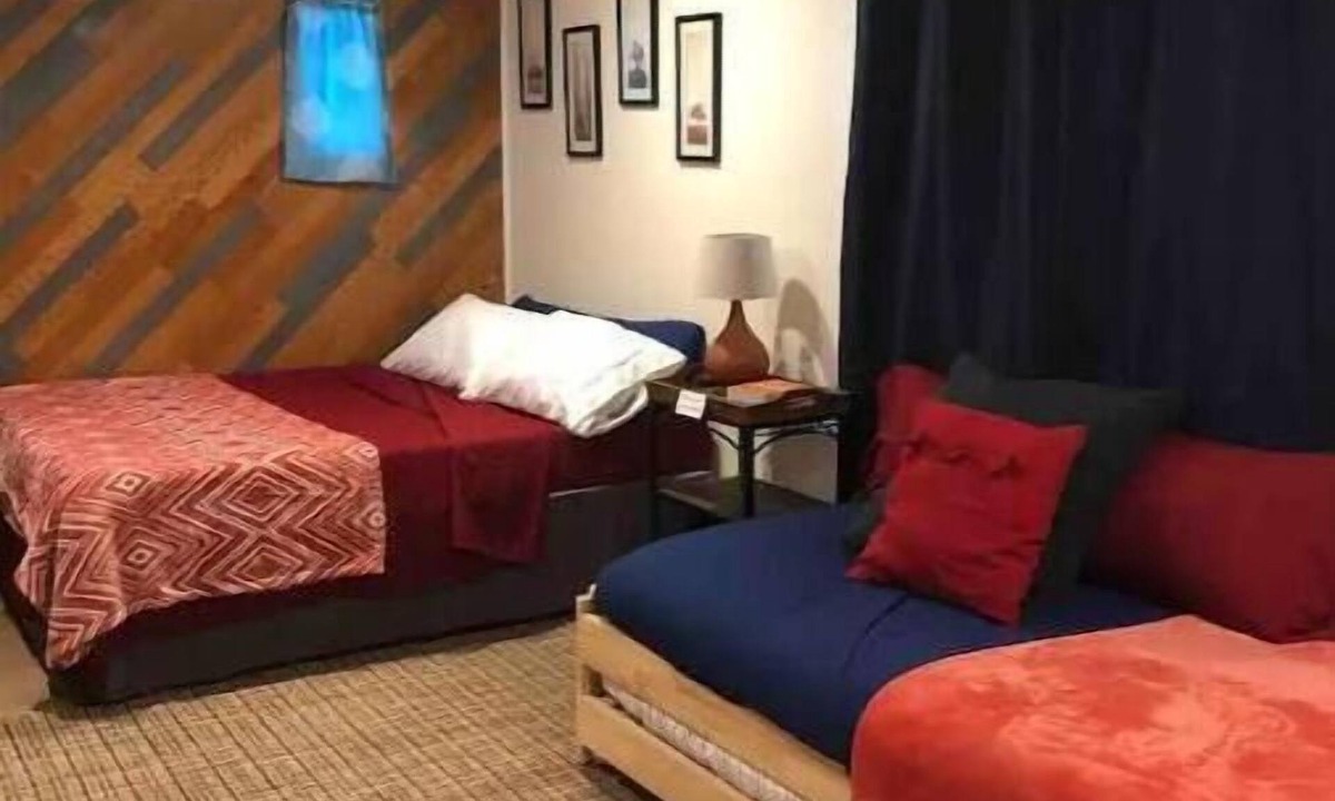 North San Antonio - SAT Apartment | Mandala Studio. Quiet comfortable space near downtown San Antonio. Pets welcome