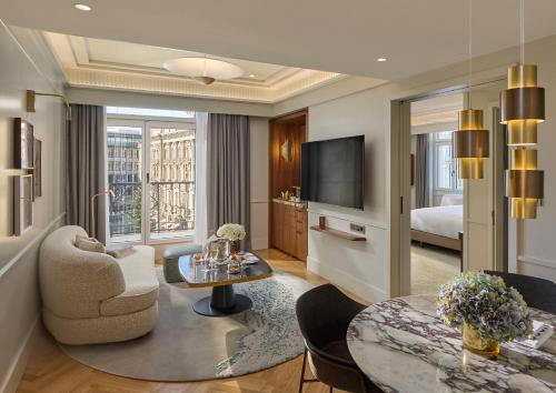 Old Town Hotel | Mandarin Oriental Savoy, Zurich