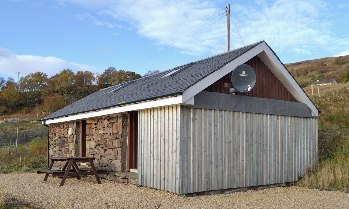 Diabaig Cottage | Mango Pony's Bothy - UK31959