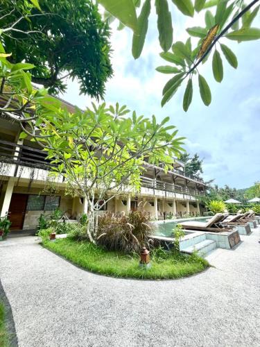 Selong Belanak Hotel | Mango Selong