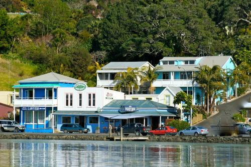 Mangonui Hotel | Mangonui Waterfront Apartments