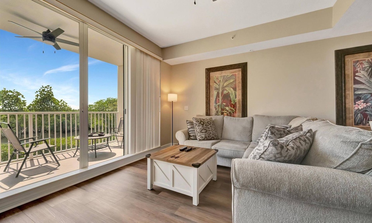 Ruskin House | Mangrove Point Townhome
