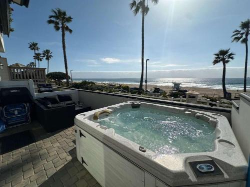 El Porto Apartment | Manhattan Beach Beachfront On The Strand