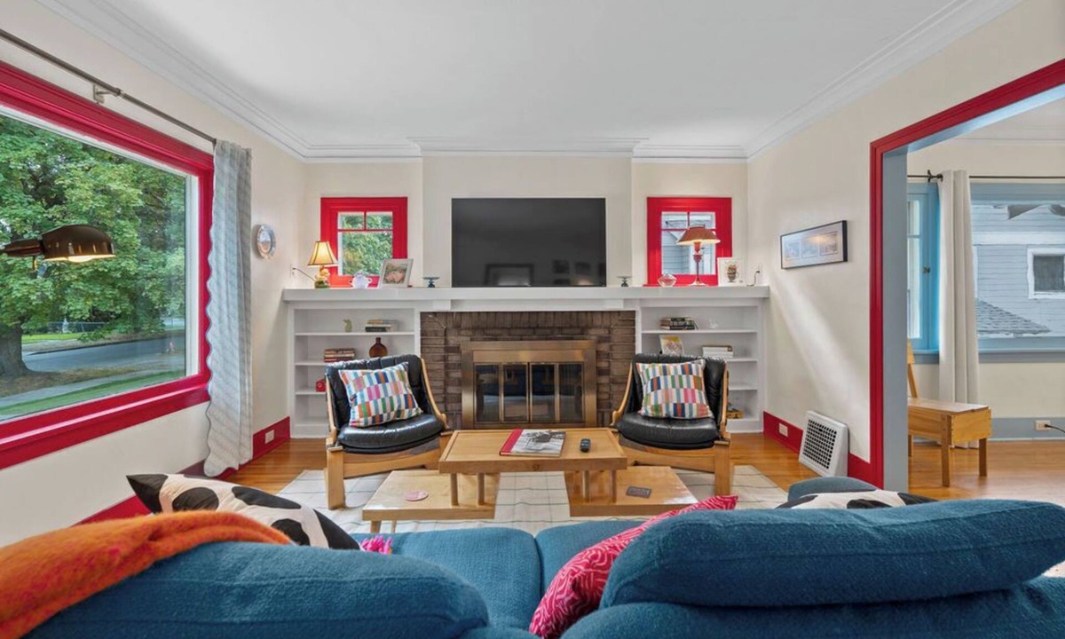 Manito House | Manito Craftsman with Fire Pit