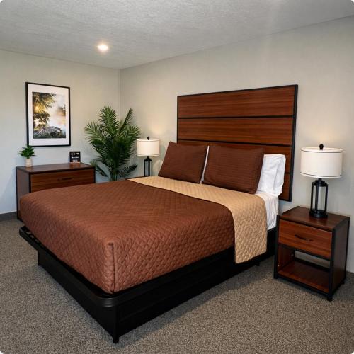 Mindemoya Hotel | Manitoulin Inn