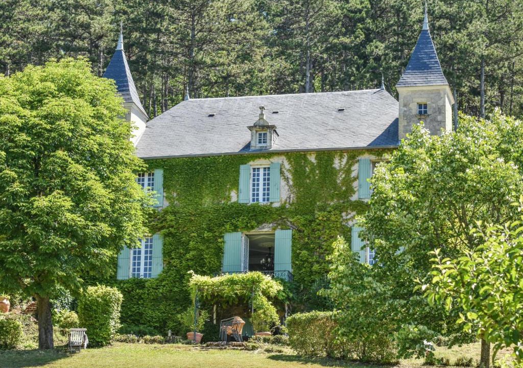 Duravel House | Manoir Bellevue