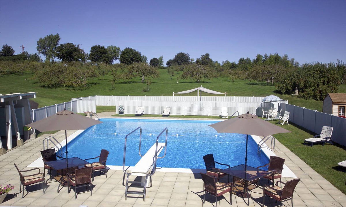Chateauguay Hotel | Manoir D'Youville