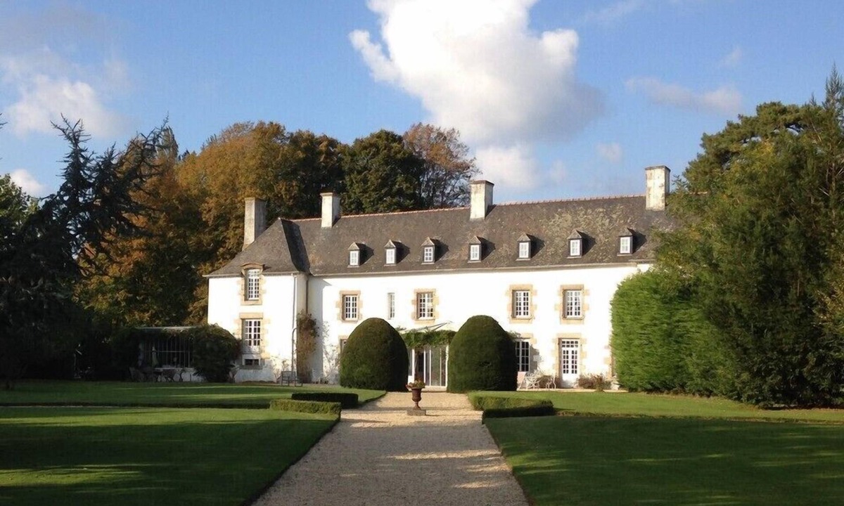 Le Rosais-La Flourie House | Manoir de la Baronnie