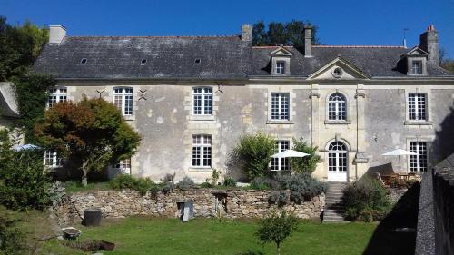 Coutures Bed & Breakfast | Manoir de La Fontaine Du Chêne