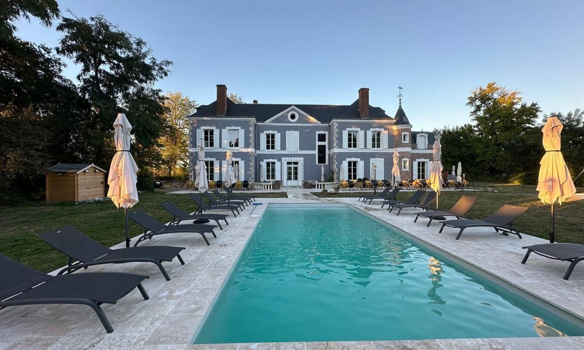 Chatillon-Coligny Villa | MANOIR DE LA TOURNEL