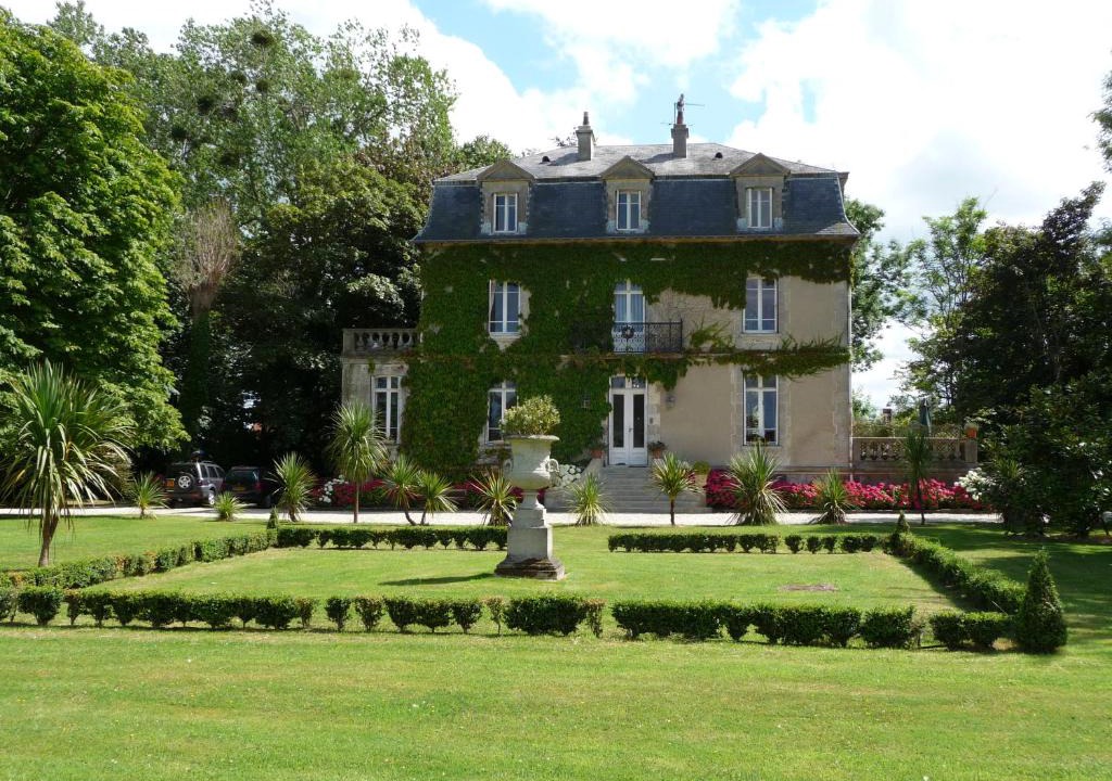 Le Home Bed & Breakfast | Manoir de la Marjolaine