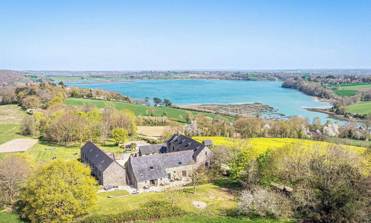 Plouer-sur-Rance Hotel | Manoir de Rigourdaine