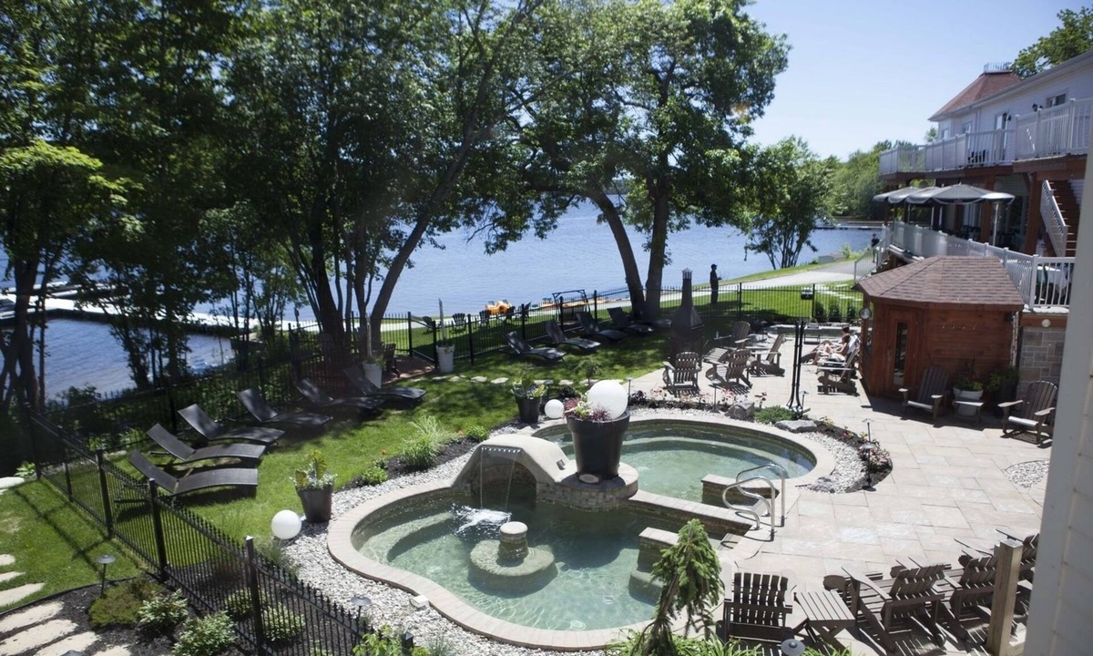 St-Ferdinand Hotel | Manoir du Lac William