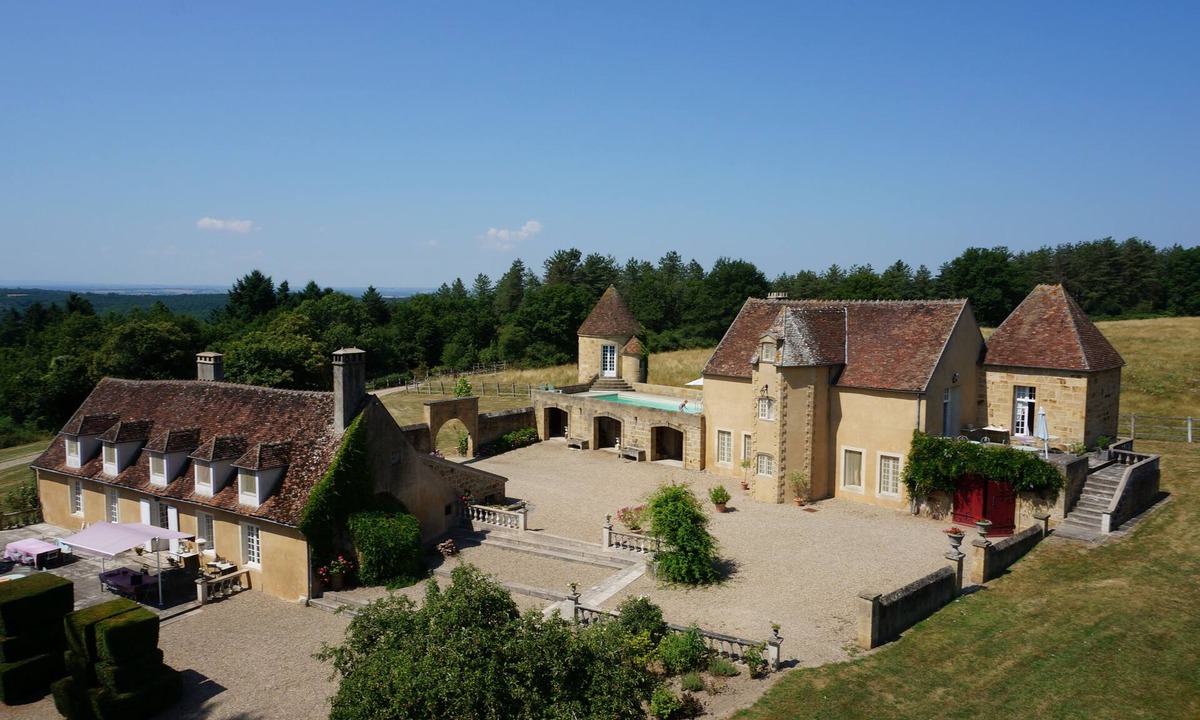 Meaulne-Vitray House | Manoir du Mortier