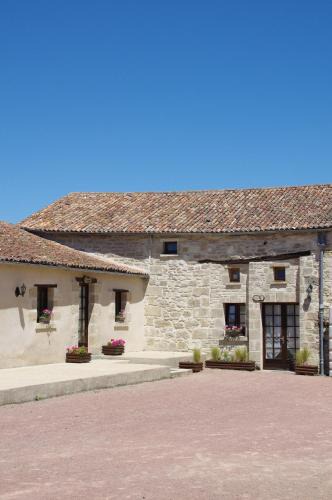 Concourson-sur-Layon House | Manoir Les Touches - Gîtes