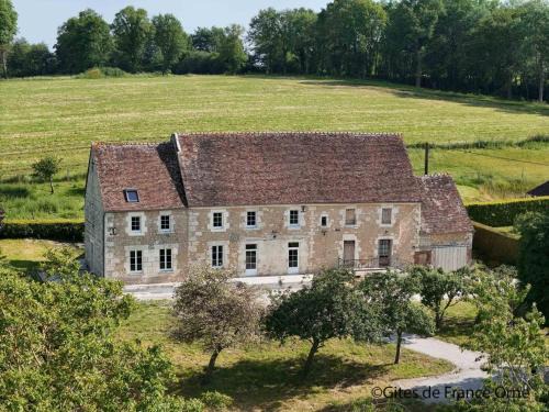 La Mesniere House | Manoir Percheron Indépendant avec Jardin et Babyfoot - FR-1-497-243
