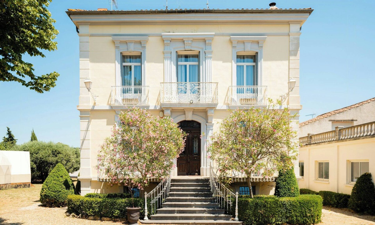 Magalas House | Manor house between vineyards and Canal du Midi