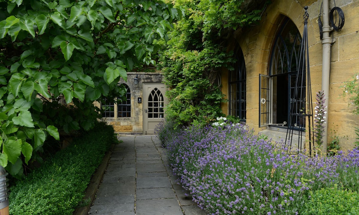 Moreton-in-Marsh Hotel | Manor House Hotel